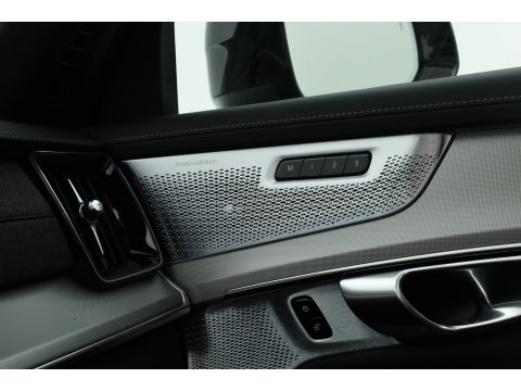 Volvo XC90 2.0 T8 Ultra Black Edition Executive | luchtvering | Trekhaak | Bowers & Wilkins | Massage | Zwarte hemel | Blis | ACC | Pano| 360 Camera |