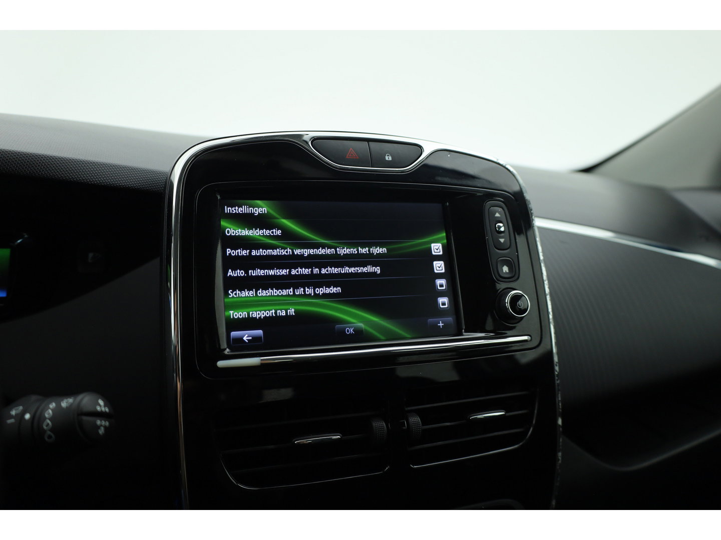 Renault ZOE R110 Iconic 41 kWh | Cruise Control | Bose Audio | Camera + PDC A | Stoelverw. | Navi | Keyless x