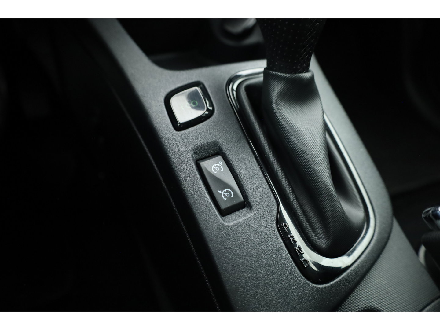 Renault ZOE R110 Iconic 41 kWh | Cruise Control | Bose Audio | Camera + PDC A | Stoelverw. | Navi | Keyless x