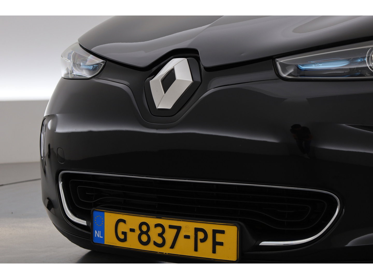 Renault ZOE R110 Iconic 41 kWh | Cruise Control | Bose Audio | Camera + PDC A | Stoelverw. | Navi | Keyless x