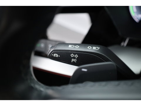 Audi A3 Sportback 45 TFSI e S Line | SOH 96.6% | Pano | Elek. Stoelen | Adapt. Cruise | Camera | Apple CarPlay | Elek. Achterklep | Stoelverw. x