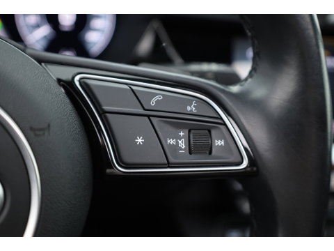 Audi A3 Sportback 45 TFSI e S Line | SOH 96.6% | Pano | Elek. Stoelen | Adapt. Cruise | Camera | Apple CarPlay | Elek. Achterklep | Stoelverw. x