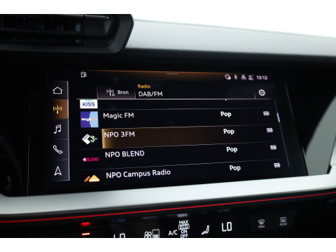 Audi A3 Sportback 45 TFSI e S Line | SOH 96.6% | Pano | Elek. Stoelen | Adapt. Cruise | Camera | Apple CarPlay | Elek. Achterklep | Stoelverw. x