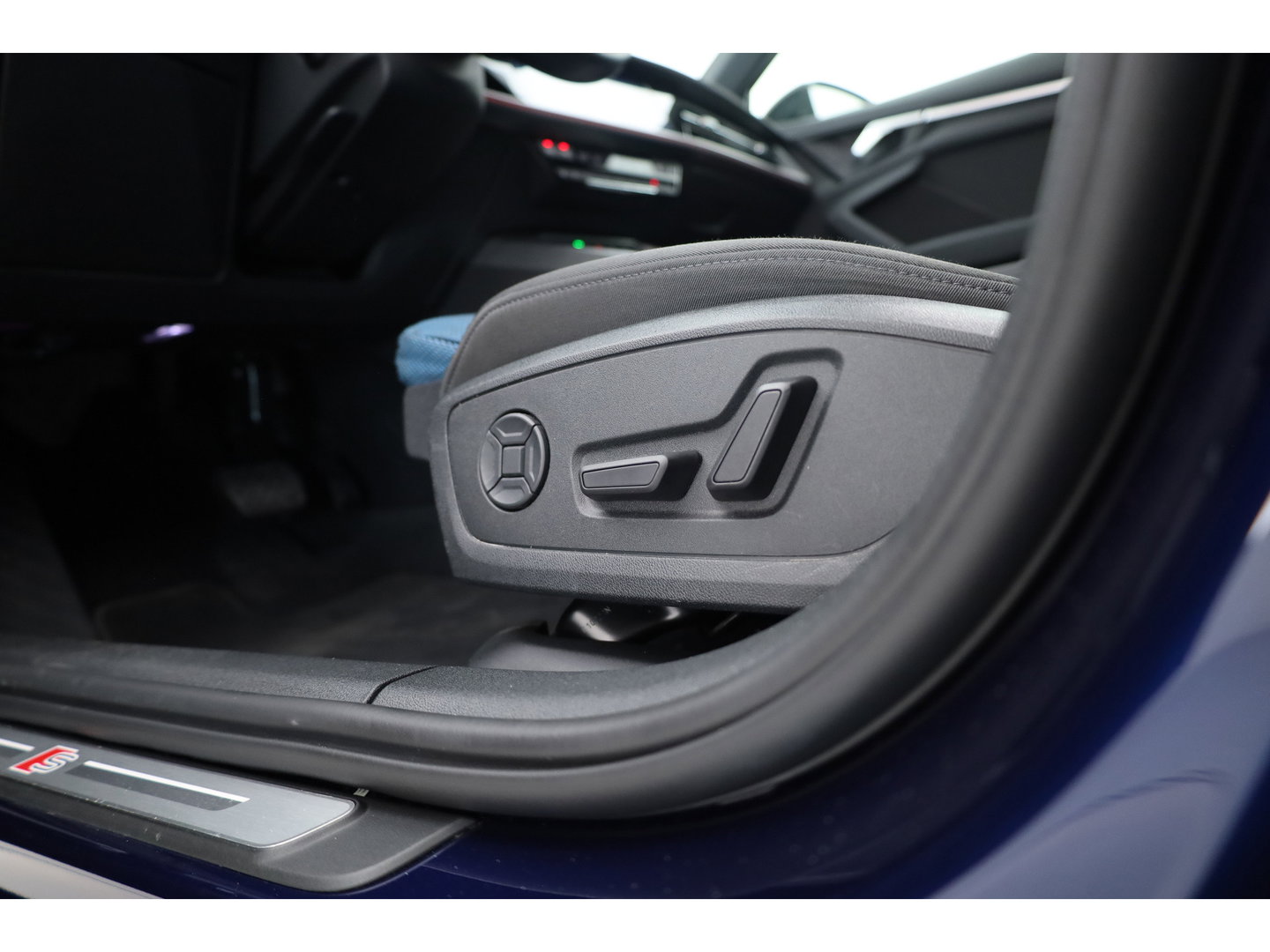 Audi A3 Sportback 45 TFSI e S Line | SOH 96.6% | Pano | Elek. Stoelen | Adapt. Cruise | Camera | Apple CarPlay | Elek. Achterklep | Stoelverw. x