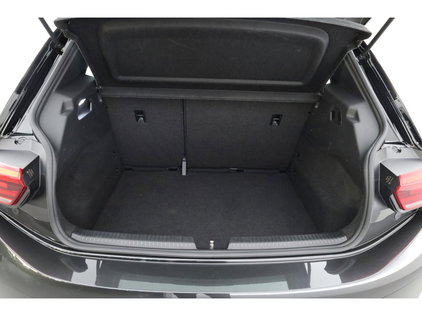 Volkswagen ID.3 First 58 kWh | SOH 92% | Navi | Stoel- Stuurverw. | Adapt. Cruise | Apple CarPlay | PDC