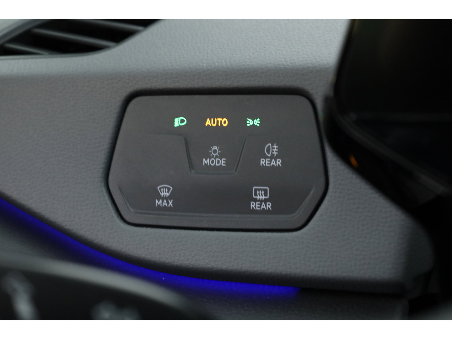 Volkswagen ID.3 First 58 kWh | SOH 92% | Navi | Stoel- Stuurverw. | Adapt. Cruise | Apple CarPlay | PDC