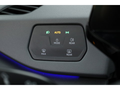 Volkswagen ID.3 First 58 kWh | SOH 92% | Navi | Stoel- Stuurverw. | Adapt. Cruise | Apple CarPlay | PDC
