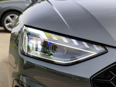 Audi A4 Limousine 40 TFSI S edition Competition 204pk Bang & Olufsen Sportstuur 1e eigenaar 33.750km