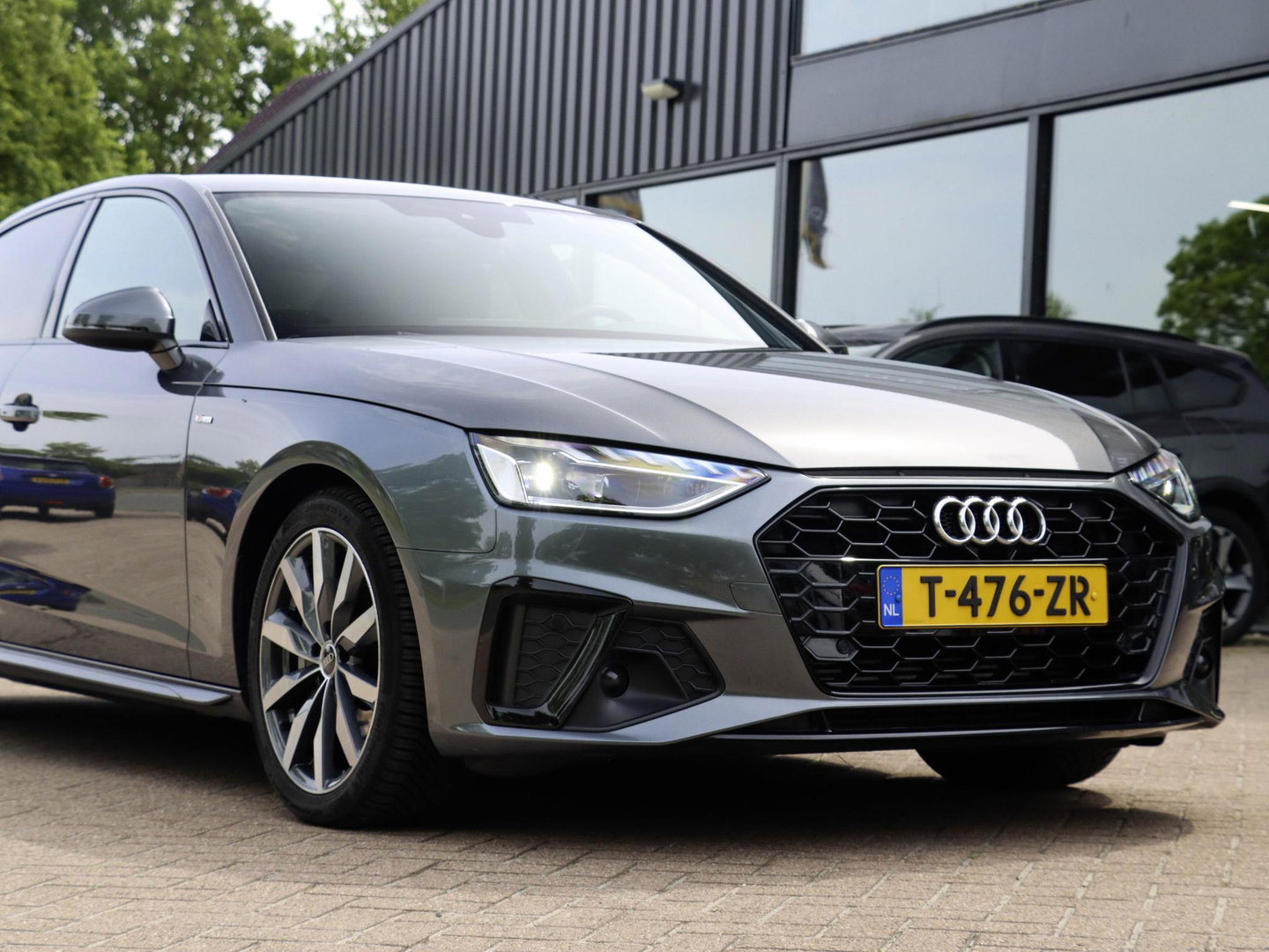 Audi A4 Limousine 40 TFSI S edition Competition 204pk Bang & Olufsen Sportstuur 1e eigenaar 33.750km