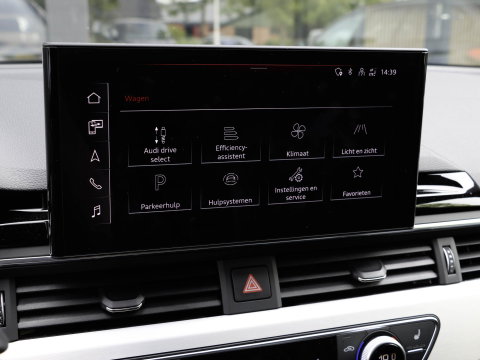 Audi A4 Limousine 40 TFSI S edition Competition 204pk Bang & Olufsen Sportstuur 1e eigenaar 33.750km