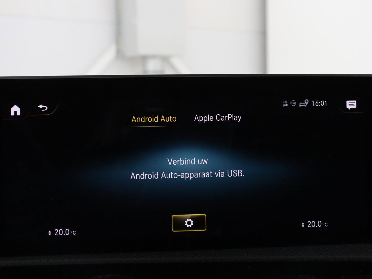 Mercedes-Benz CLA-Klasse Shooting Brake 200 AMG Line | Leder/Alcantara | Trekhaak | Carplay | Widescreen | Navigatie | Full LED | Camera | 18'' | Park Assist | Climate control | Bluetooth