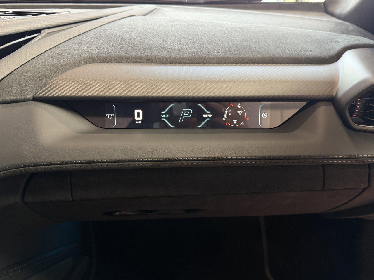 Lamborghini Revuelto