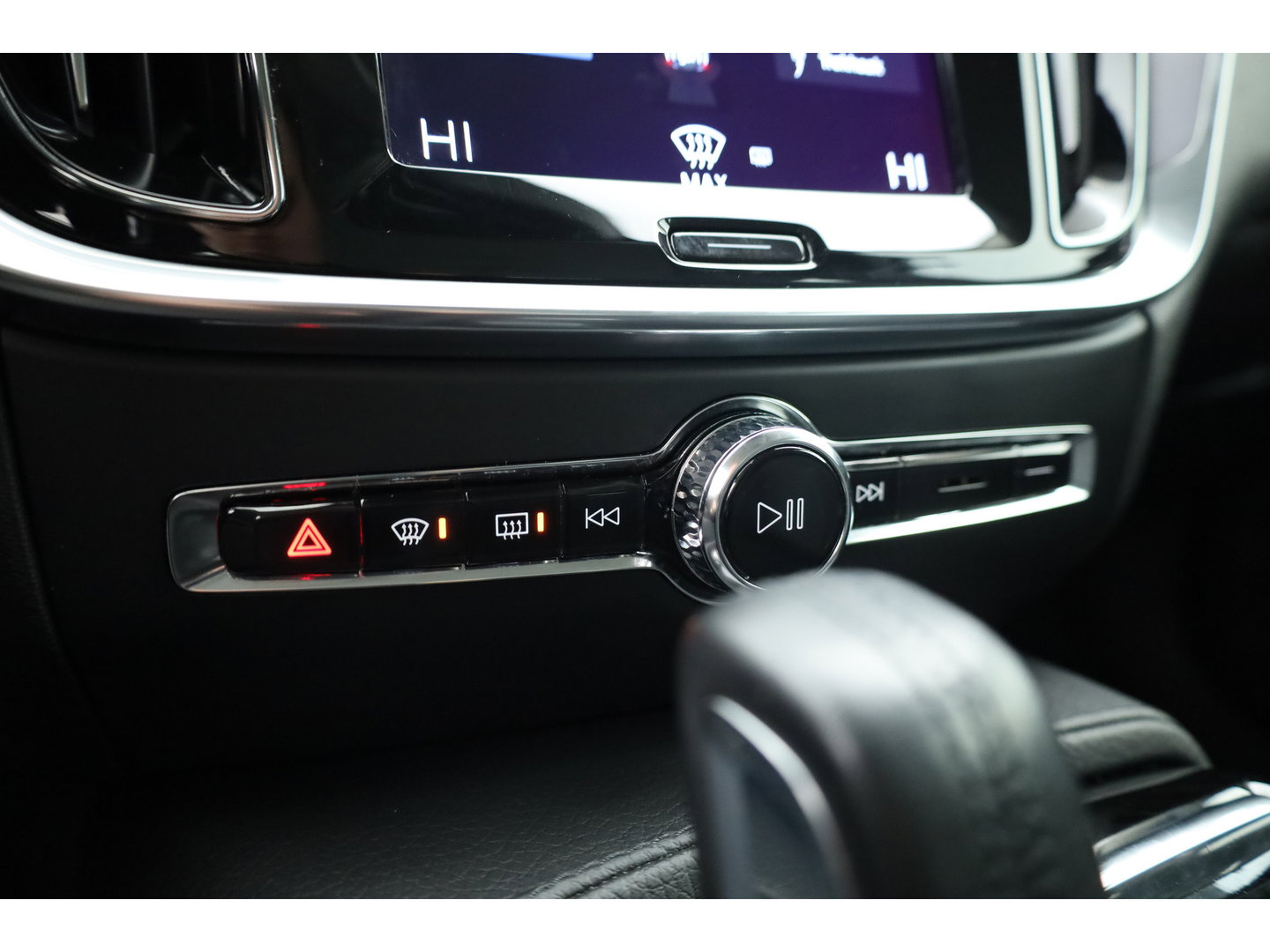 Volvo V60 2.0 T6 Recharge AWD Inscription | Leer | Trekhaak wegklapbaar | Camera |