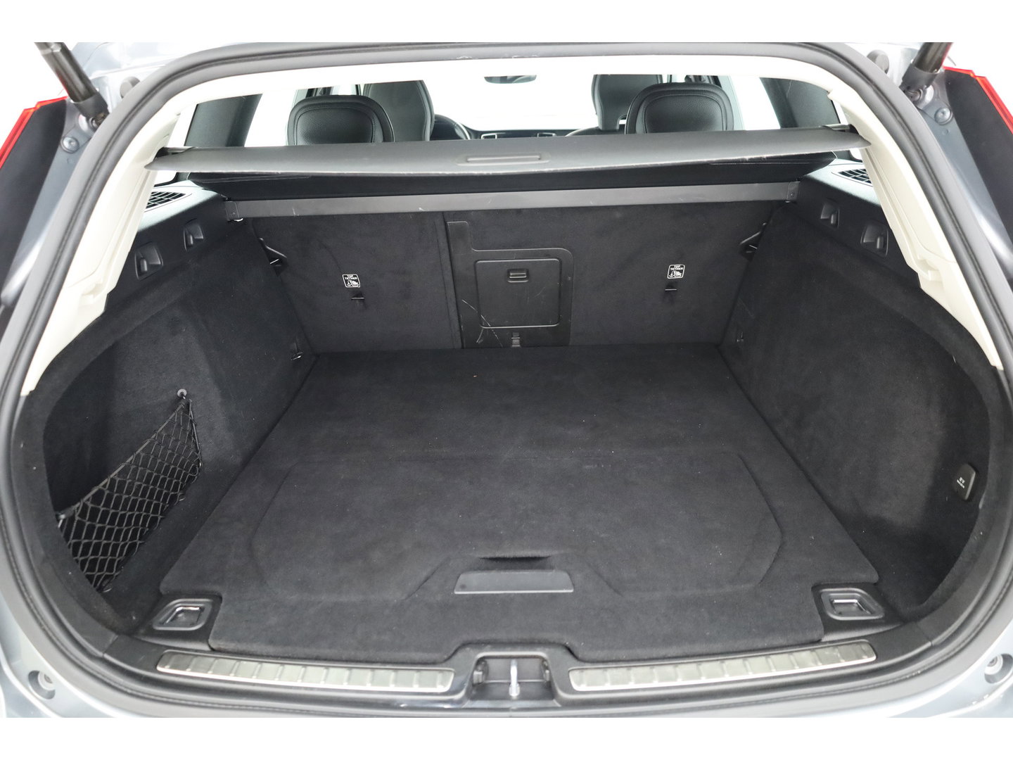 Volvo V60 2.0 T6 Recharge AWD Inscription | Leer | Trekhaak wegklapbaar | Camera |
