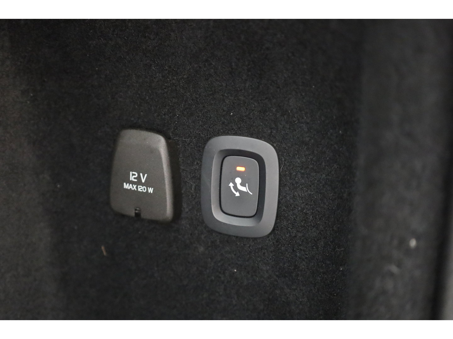 Volvo V60 2.0 T6 Recharge AWD Inscription | Leer | Trekhaak wegklapbaar | Camera |