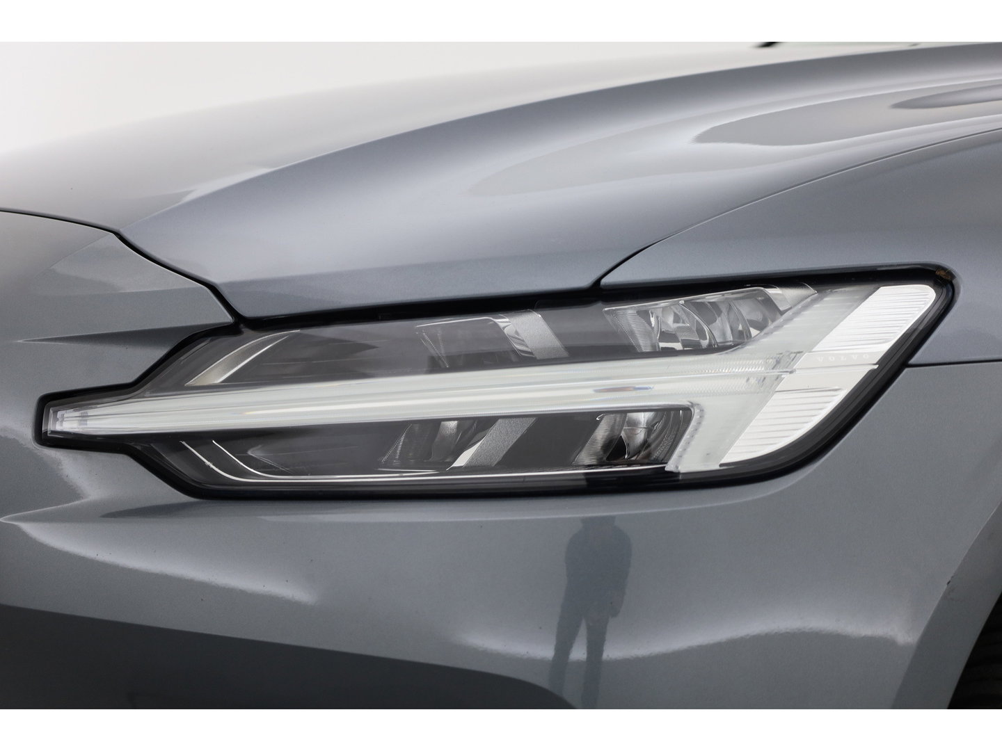 Volvo V60 2.0 T6 Recharge AWD Inscription | Leer | Trekhaak wegklapbaar | Camera |