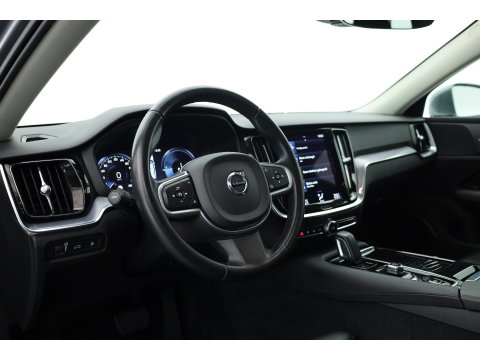 Volvo V60 2.0 T6 Recharge AWD Inscription | Leer | Trekhaak wegklapbaar | Camera |