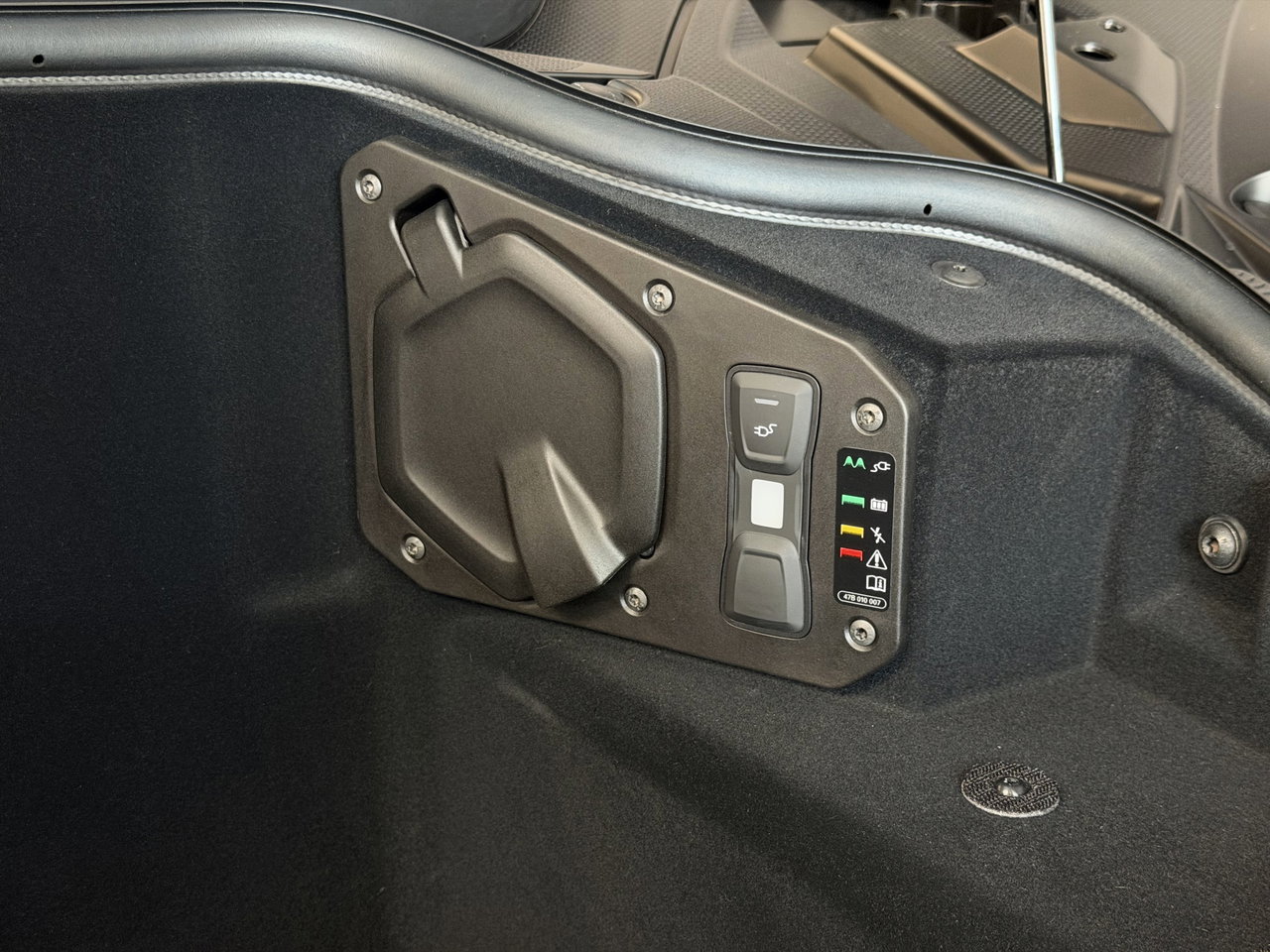 Lamborghini Revuelto