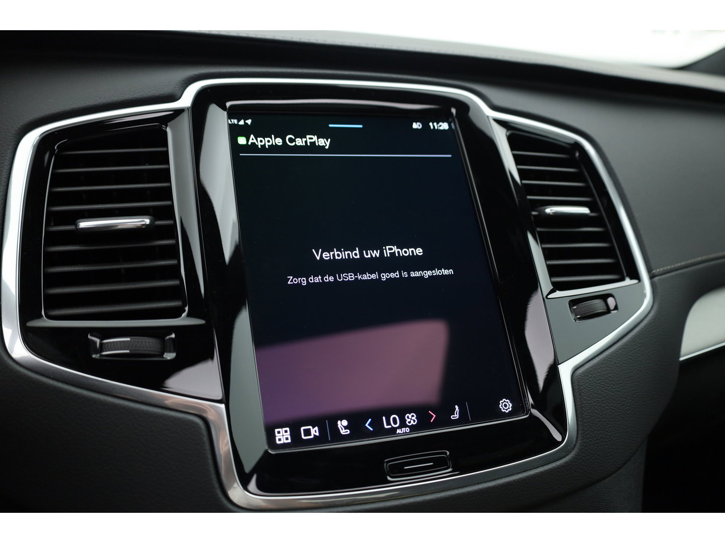 Volvo XC90 2.0 T8 Recharge AWD Ultimate Dark | Pano | Elek. Trekhaak | HUD | Memory | Harman Kardon | Keyless | Stoel-Stuurverw. | x