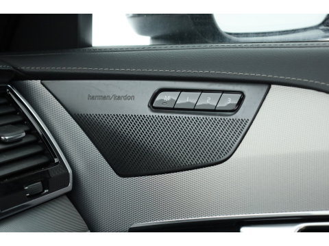 Volvo XC90 2.0 T8 Recharge AWD Ultimate Dark | Pano | Elek. Trekhaak | HUD | Memory | Harman Kardon | Keyless | Stoel-Stuurverw. | x