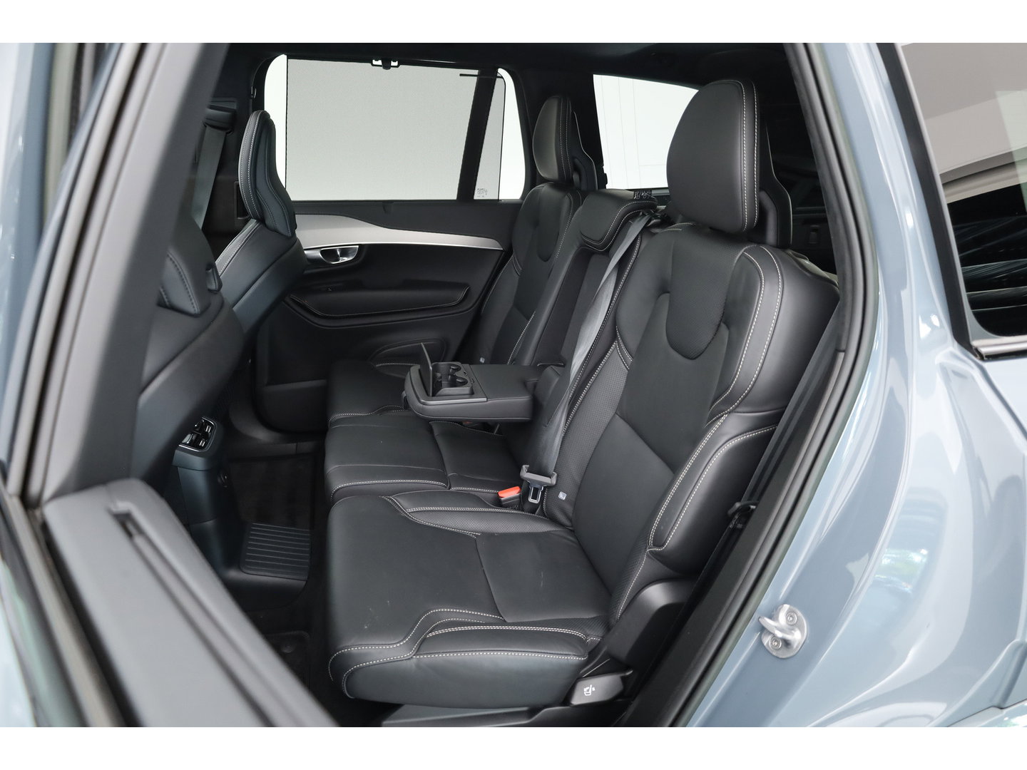 Volvo XC90 2.0 T8 Recharge AWD Ultimate Dark | Pano | Elek. Trekhaak | HUD | Memory | Harman Kardon | Keyless | Stoel-Stuurverw. | x