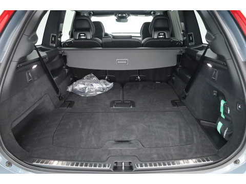 Volvo XC90 2.0 T8 Recharge AWD Ultimate Dark | Pano | Elek. Trekhaak | HUD | Memory | Harman Kardon | Keyless | Stoel-Stuurverw. | x