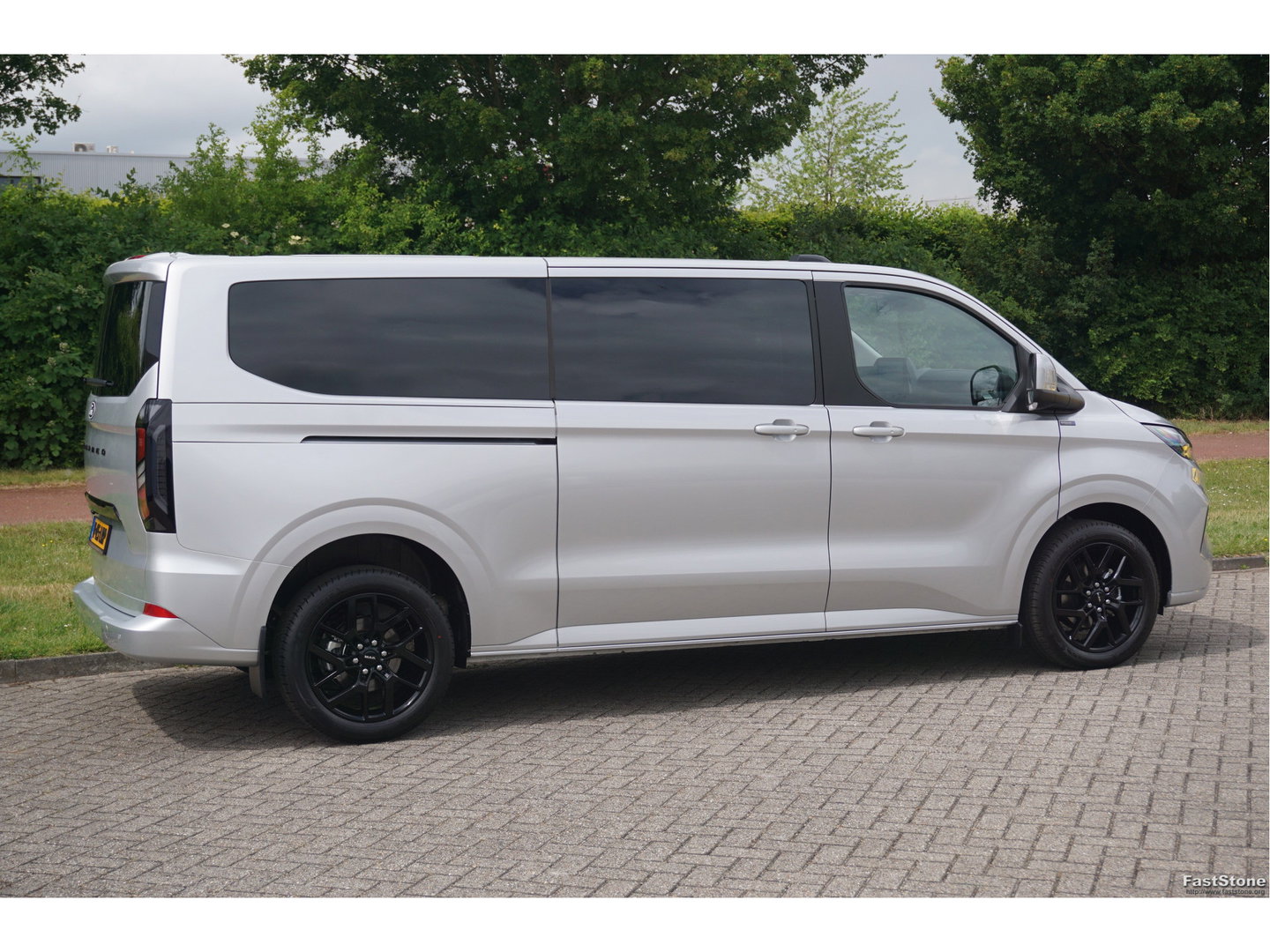 Ford Transit Custom Tourneo 340L 2.5 PHEV 233PK Dubbel Cabine PRIJS INCL. BPM Leder, 19" LM, B&O, Pano, Elec. Schuifdeur, Trekhaak!! NR. TR9