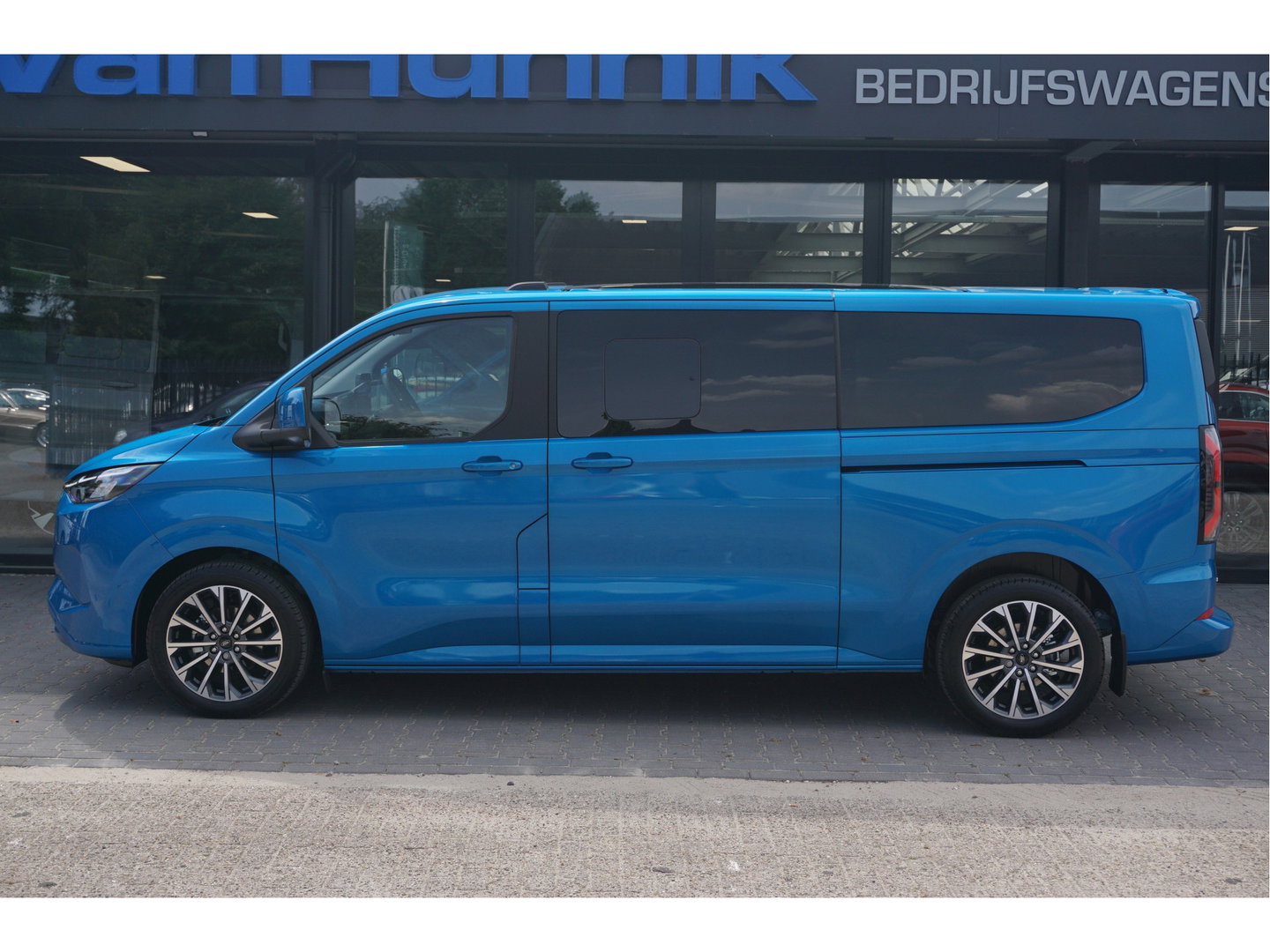 Ford Transit Custom Tourneo 340L 2.5 PHEV 233PK Titanium X PRIJS INCL. BPM Luxe 8 Zits, Leder, 19" LM, B&O, Elek. Schuifeur, Pano, Trekhaak!! NR. TR9