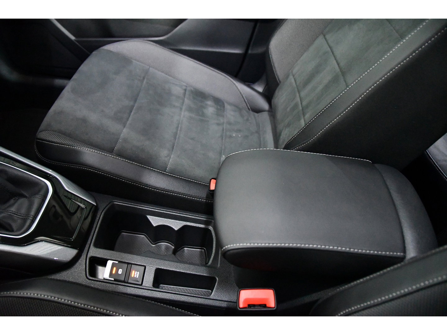 Volkswagen T-Roc 1.5 TSI Highline*Pano*Blindspot*keyless