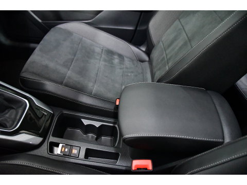Volkswagen T-Roc 1.5 TSI Highline*Pano*Blindspot*keyless