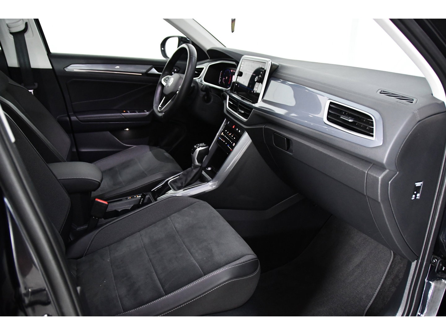 Volkswagen T-Roc 1.5 TSI Highline*Pano*Blindspot*keyless