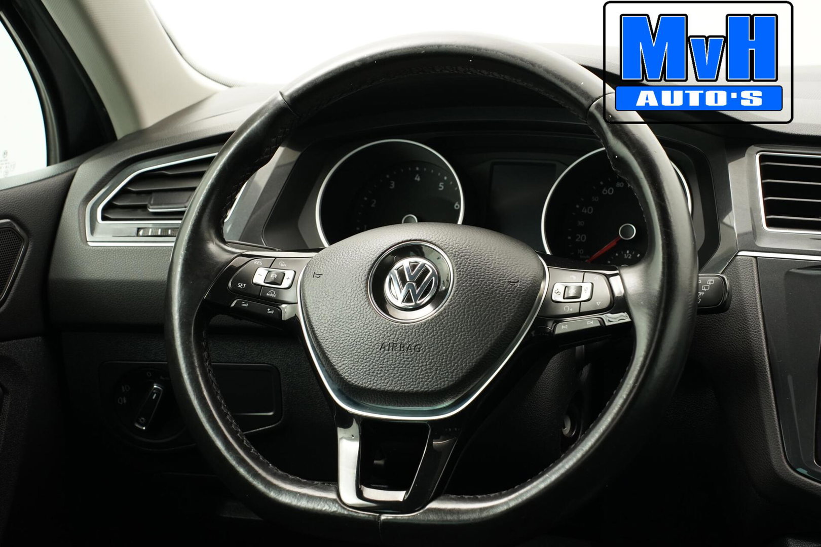 Volkswagen Tiguan 1.4 TSI ACT|PANO|MATRIX-LED|TREKH|ACC|NAP
