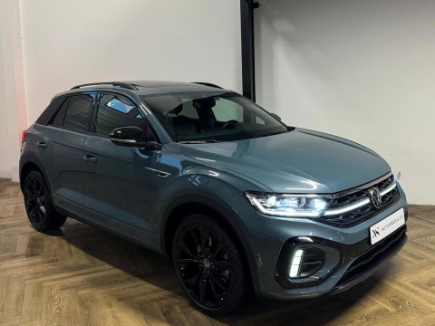 Volkswagen T-Roc 1.5 TSI R-Line Business PANO KEYLESS