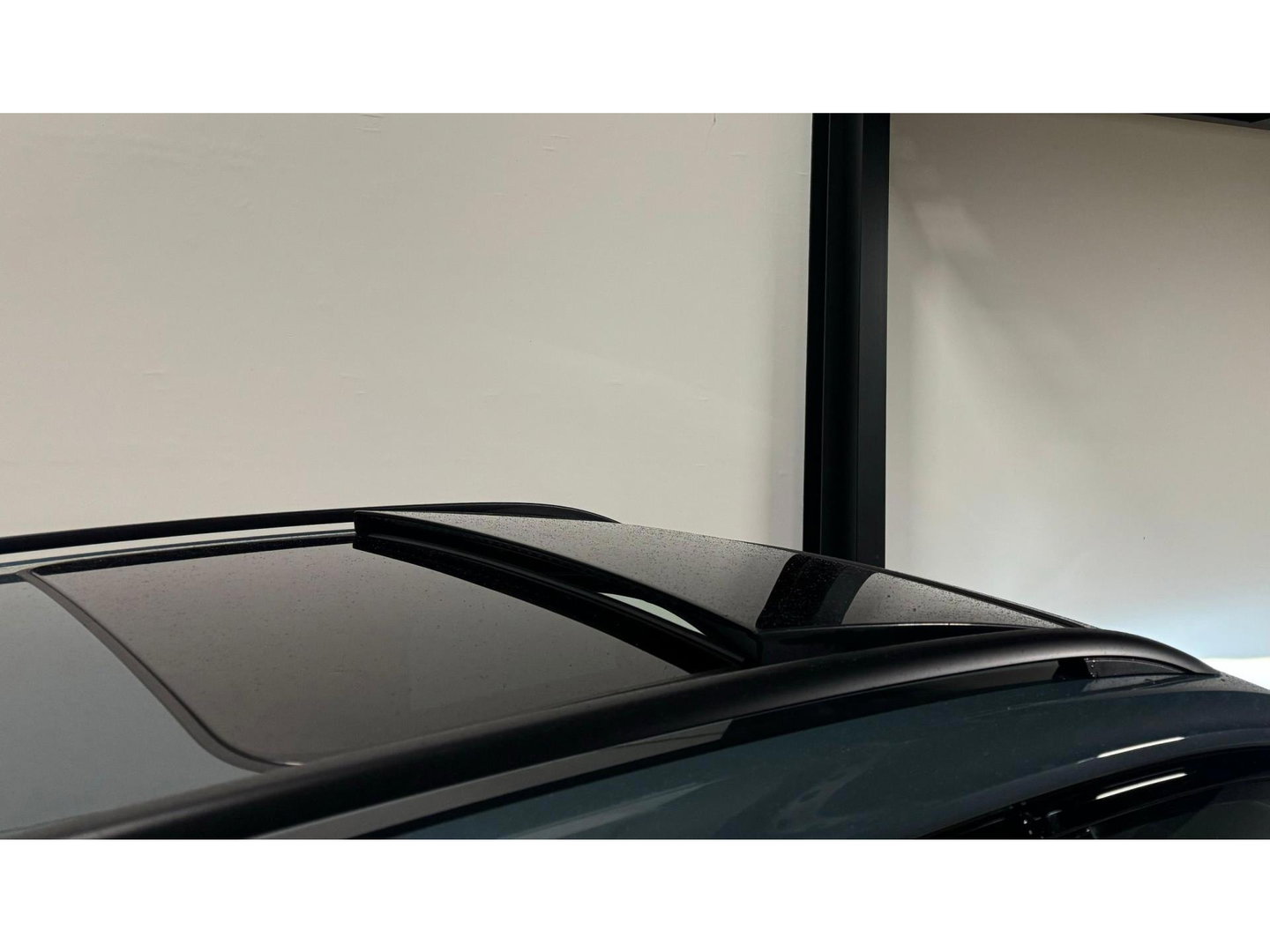 Volkswagen T-Roc 1.5 TSI R-Line Business PANO KEYLESS