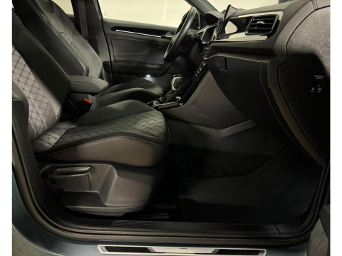 Volkswagen T-Roc 1.5 TSI R-Line Business PANO KEYLESS