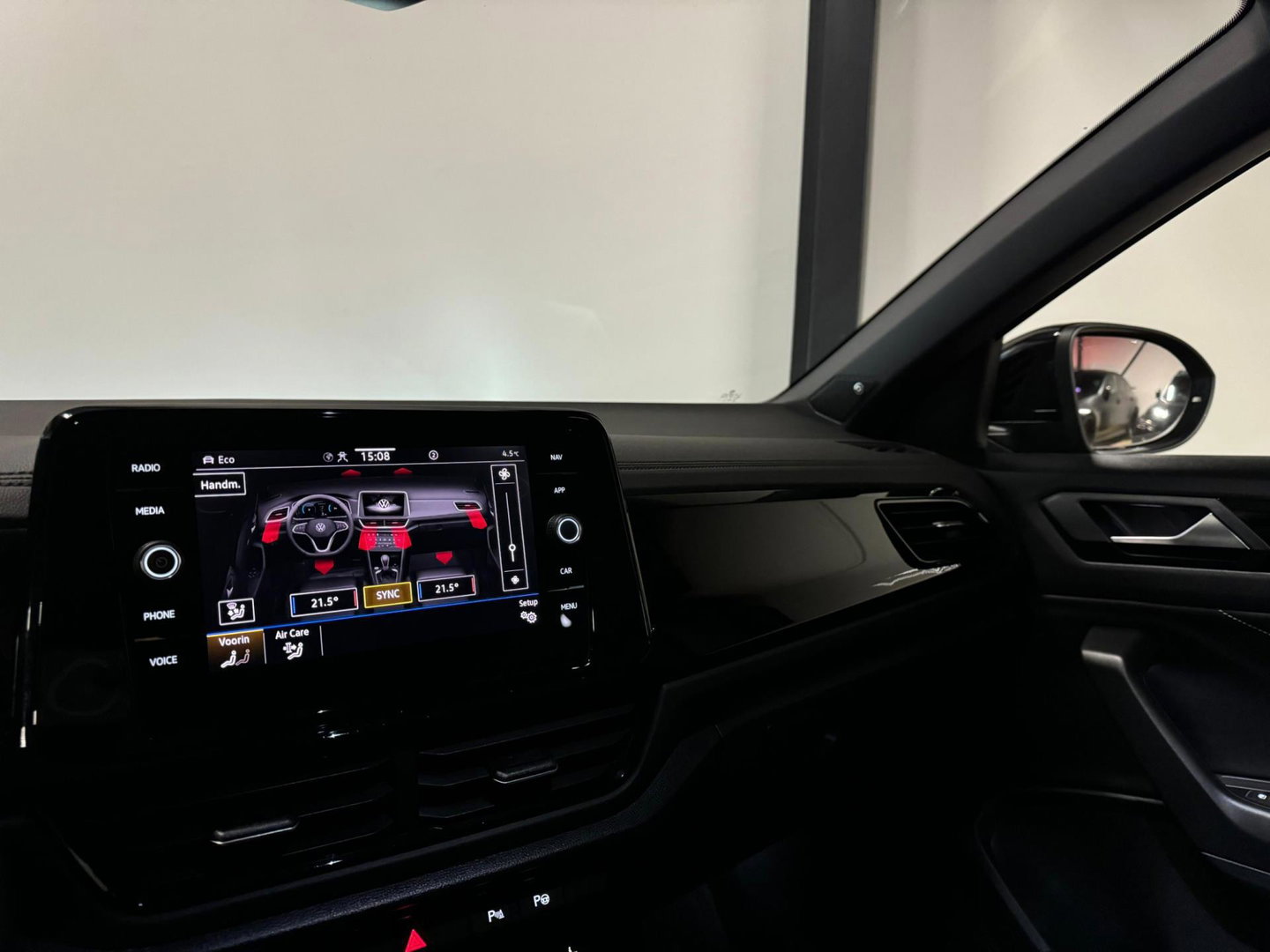 Volkswagen T-Roc 1.5 TSI R-Line Business PANO KEYLESS