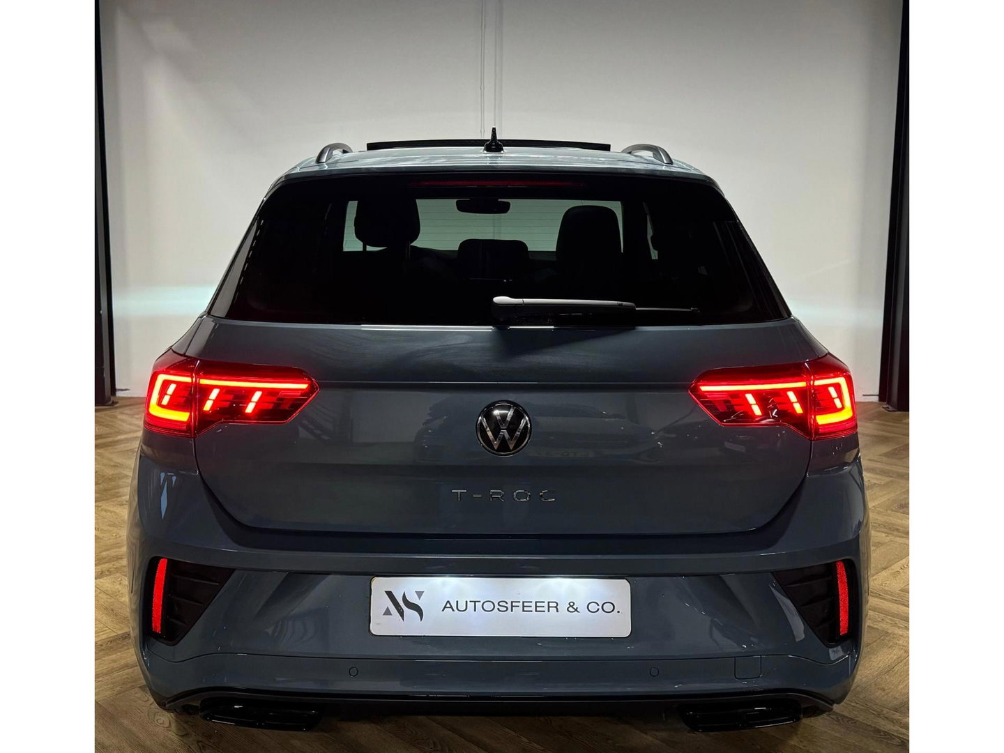 Volkswagen T-Roc 1.5 TSI R-Line Business PANO KEYLESS