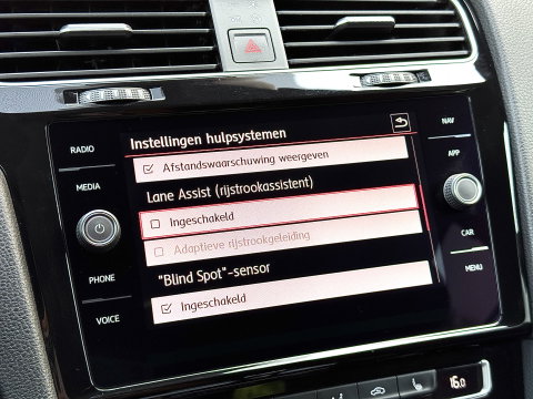 Volkswagen Golf 2.0 TSI GTI TCR | Performance Pack | 290 PK! | Panoramdak | Rijmodus | Dodehoeksensor | Lane Assist | Navigatie | Stoelverwarming | Adaptieve Cruise Control | LED | DAB | Keyless Entry / Go |