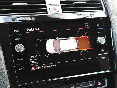 Volkswagen Golf 2.0 TSI GTI TCR | Performance Pack | 290 PK! | Panoramdak | Rijmodus | Dodehoeksensor | Lane Assist | Navigatie | Stoelverwarming | Adaptieve Cruise Control | LED | DAB | Keyless Entry / Go |
