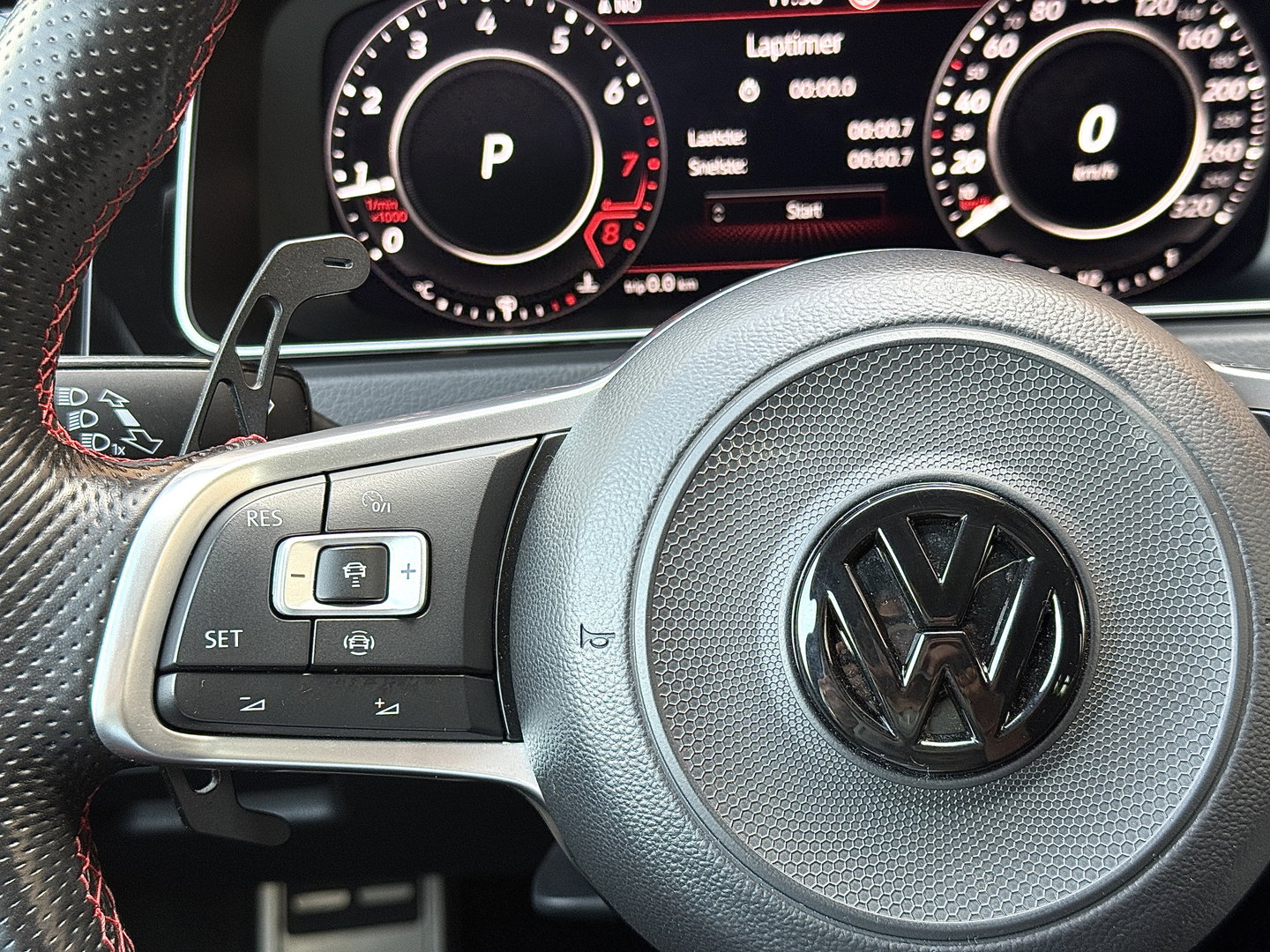 Volkswagen Golf 2.0 TSI GTI TCR | Performance Pack | 290 PK! | Panoramdak | Rijmodus | Dodehoeksensor | Lane Assist | Navigatie | Stoelverwarming | Adaptieve Cruise Control | LED | DAB | Keyless Entry / Go |
