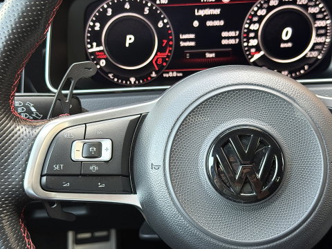 Volkswagen Golf 2.0 TSI GTI TCR | Performance Pack | 290 PK! | Panoramdak | Rijmodus | Dodehoeksensor | Lane Assist | Navigatie | Stoelverwarming | Adaptieve Cruise Control | LED | DAB | Keyless Entry / Go |
