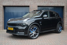 Lynk & Co 01 - 1.5 Plug-In Hybride | Black Edition | NL-Auto | 360 Camera | Panoramadak