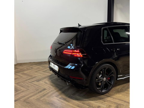 Volkswagen Golf 2.0 TSI GTI TCR PANO KEYLESS