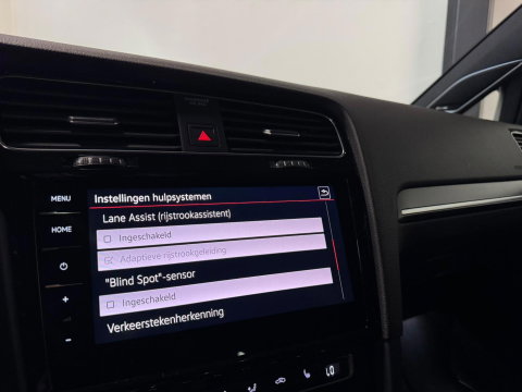 Volkswagen Golf 2.0 TSI GTI TCR PANO KEYLESS