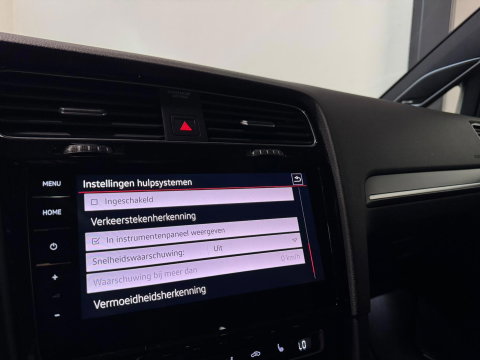 Volkswagen Golf 2.0 TSI GTI TCR PANO KEYLESS