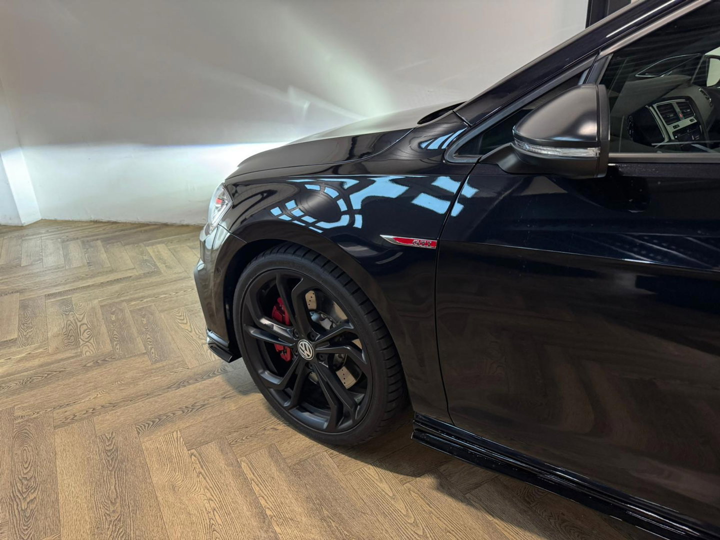 Volkswagen Golf 2.0 TSI GTI TCR PANO KEYLESS
