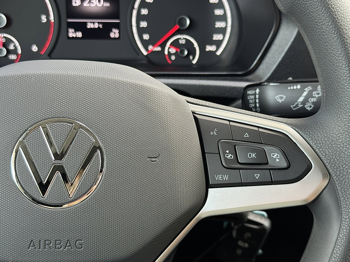 Volkswagen Caddy Cargo 2.0 TDI Trend | Achterklep | Stoelverwarming | Camera | Airconditioning | Bluetooth | DAB+ | Multifunctioneel Stuurwiel | Parkeersensoren |