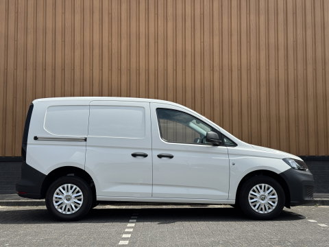 Volkswagen Caddy Cargo 2.0 TDI Trend | Achterklep | Stoelverwarming | Camera | Airconditioning | Bluetooth | DAB+ | Multifunctioneel Stuurwiel | Parkeersensoren |