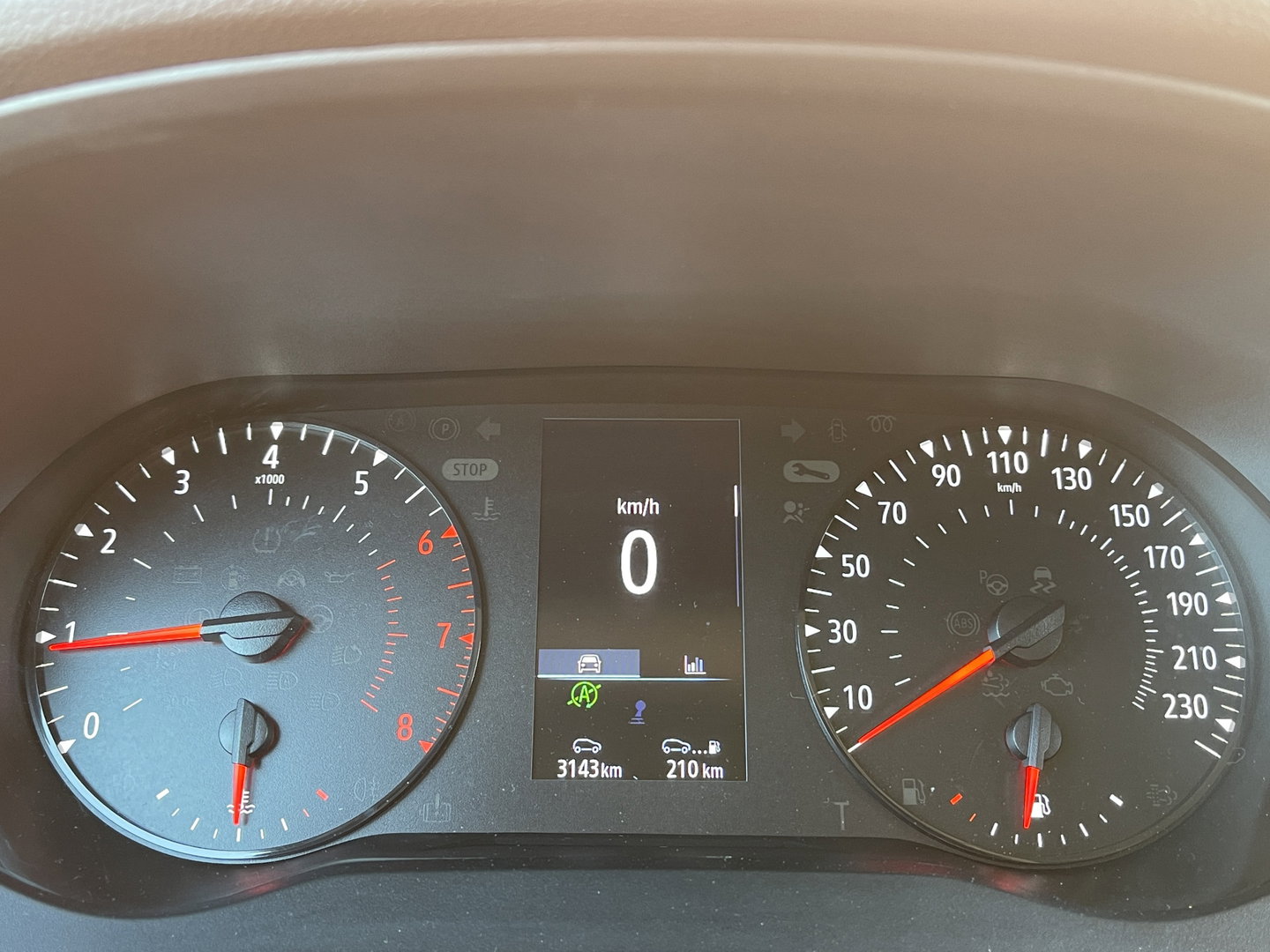 Renault Kangoo 1.3 TCe | Unieke Kilometerstand! | Airconditioning | Led | DAB | Multifunctioneel Stuurwiel | Automatische Verlichting |