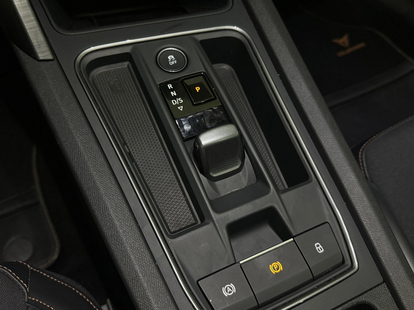 CUPRA Formentor 1.4 e-Hybrid VZ Copper Edition Pano|Memory